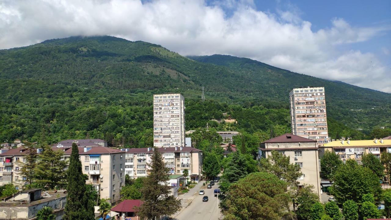 Улица Абазгаа Апартаменты Gagra Exterior photo